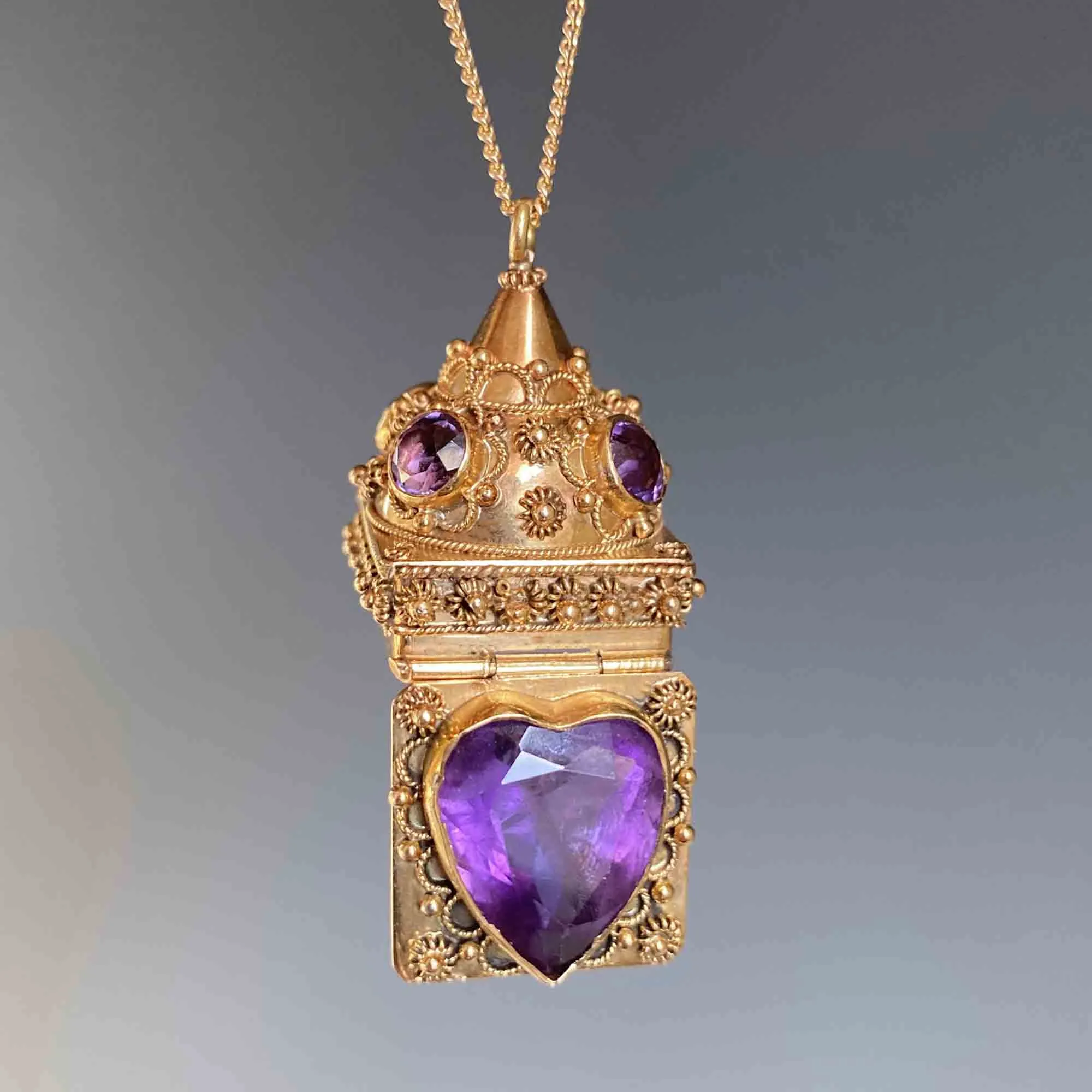 18K Gold Etruscan Revival Amethyst Heart Locket Necklace