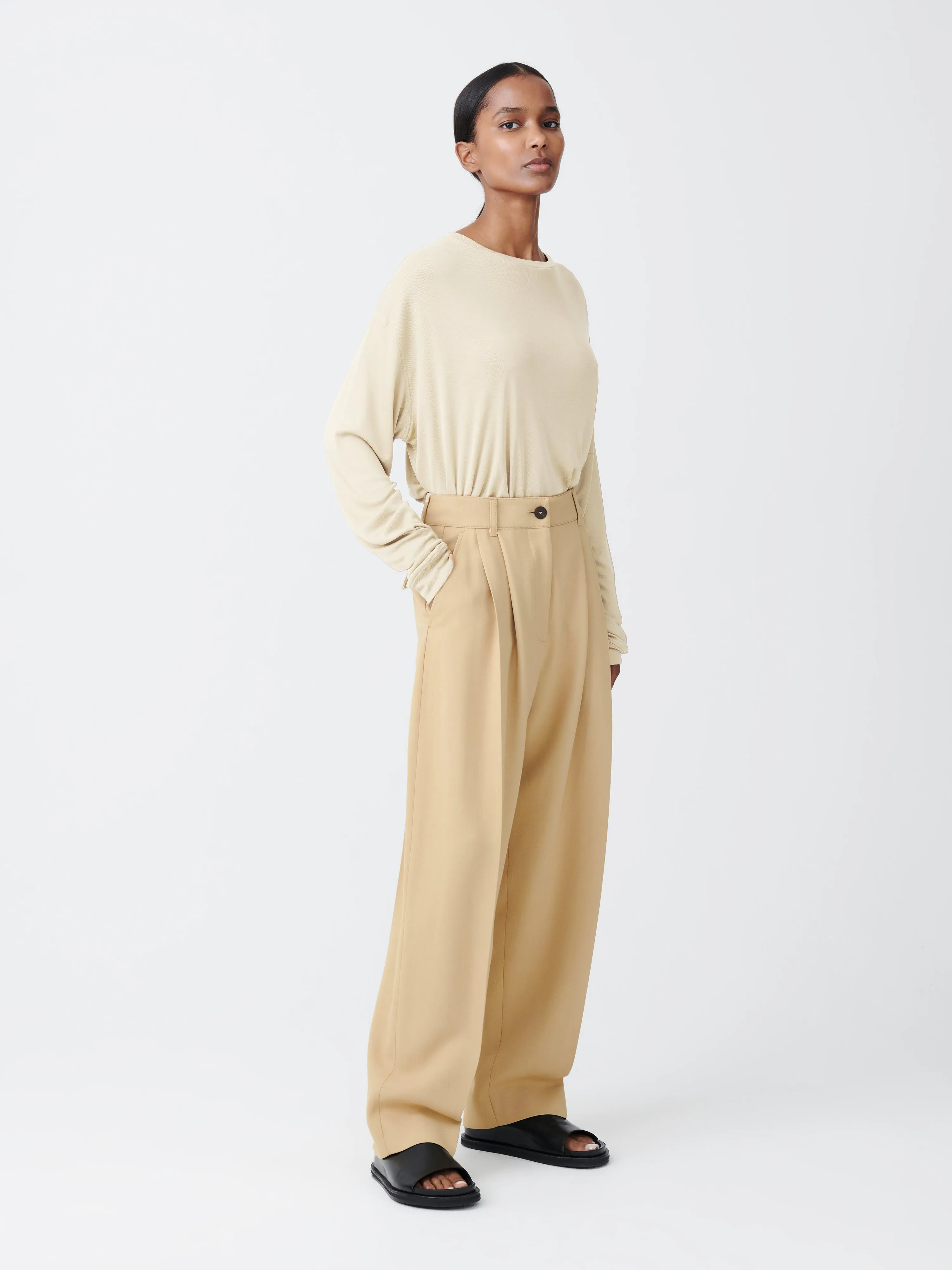 Acuna Viscose Pant in Sand