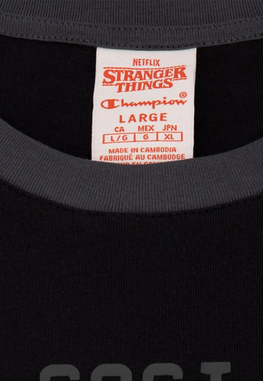 CHAMPION x STRANGER THINGS T-Shirt Hawkins 1983 Nero 217756