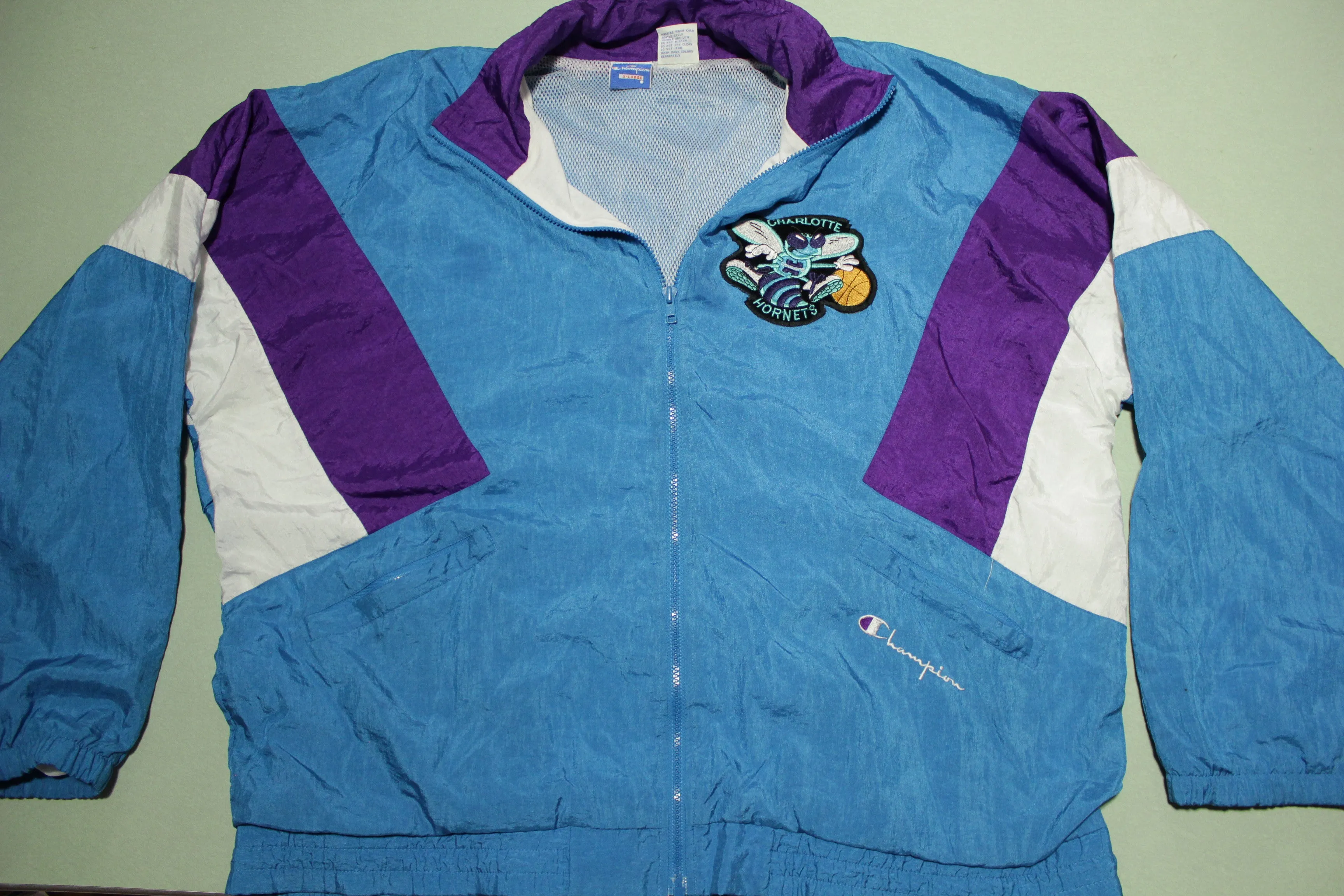 Charlotte Hornets Vintage Sewn Patch Champion Zip Up Lined Baketball Windbreaker