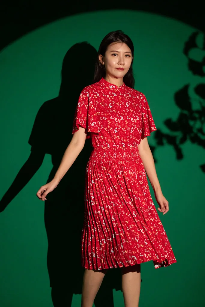 Ladies Pleated Dress - Red Gingkoi