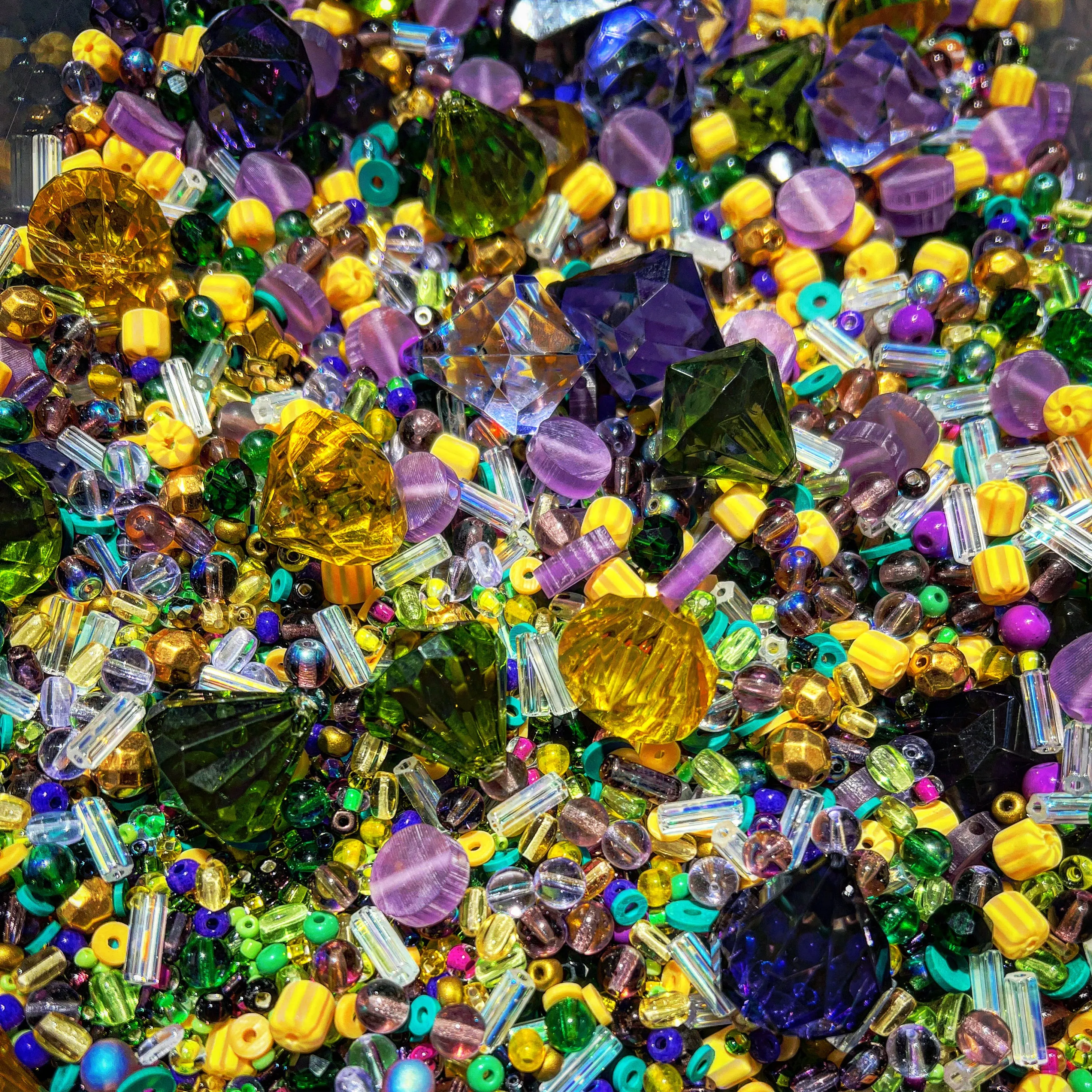 Mardi Gras Bead Mix - 2023