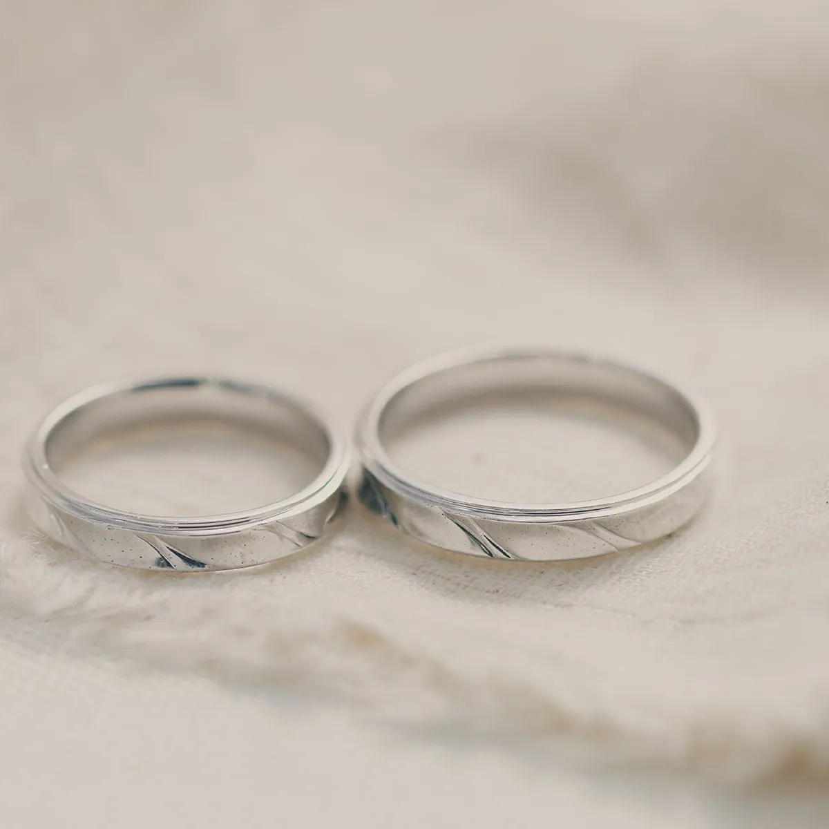 Unique Couple Wedding Ring Set - WM53