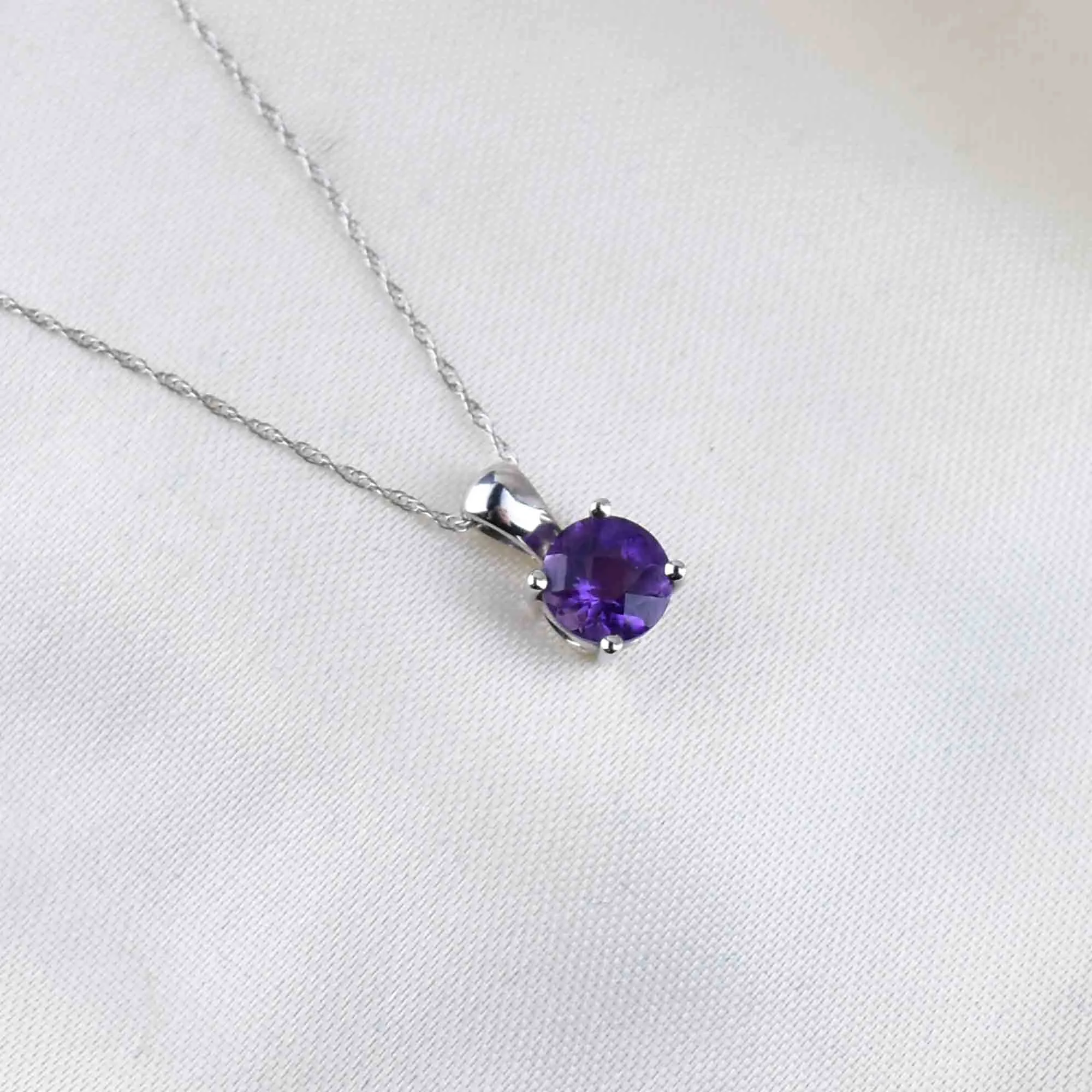 Vintage 10K White Gold Checkerboard Amethyst Pendant Necklace